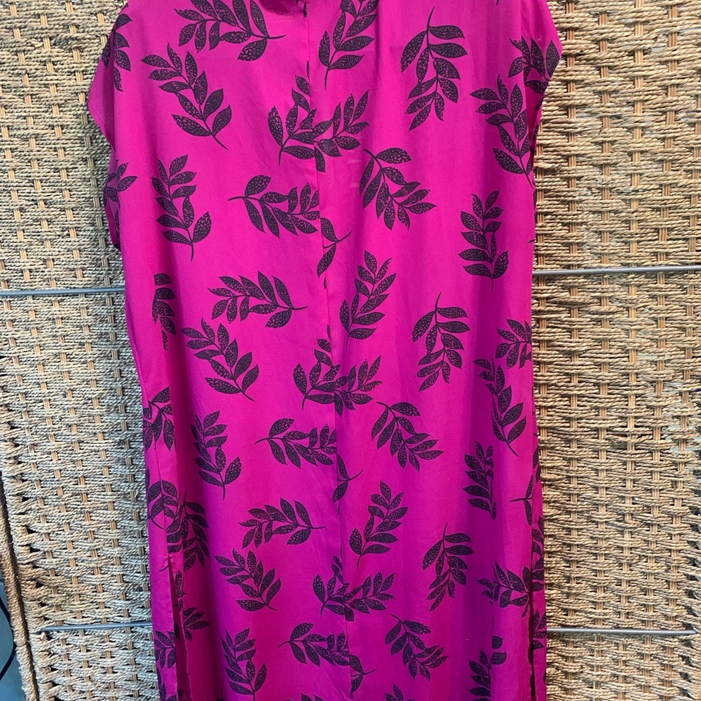 Fuchsia with Black flower 🌸 coverup